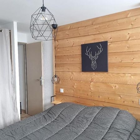 Appartement Tres Lumineux Egat Esterno foto